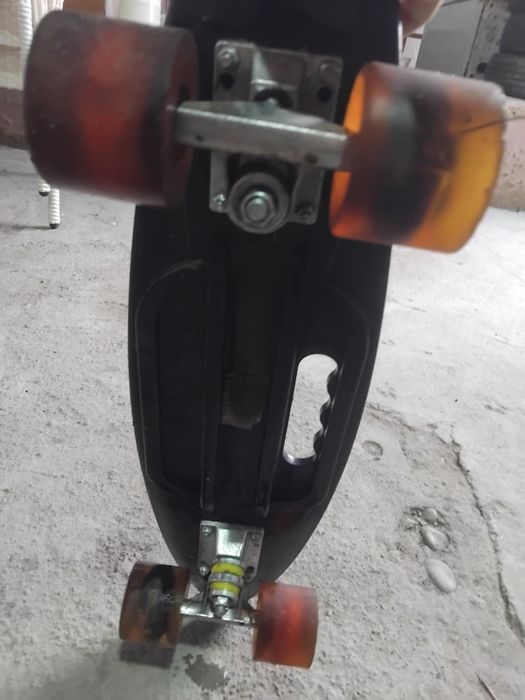 Скейт борт чёрный