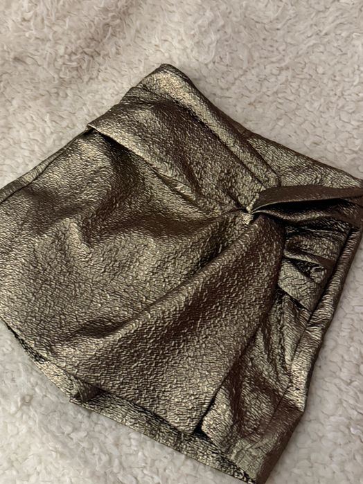 Къси гащи дамски от zara