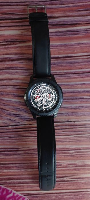 Продам часы Samsung gear 3