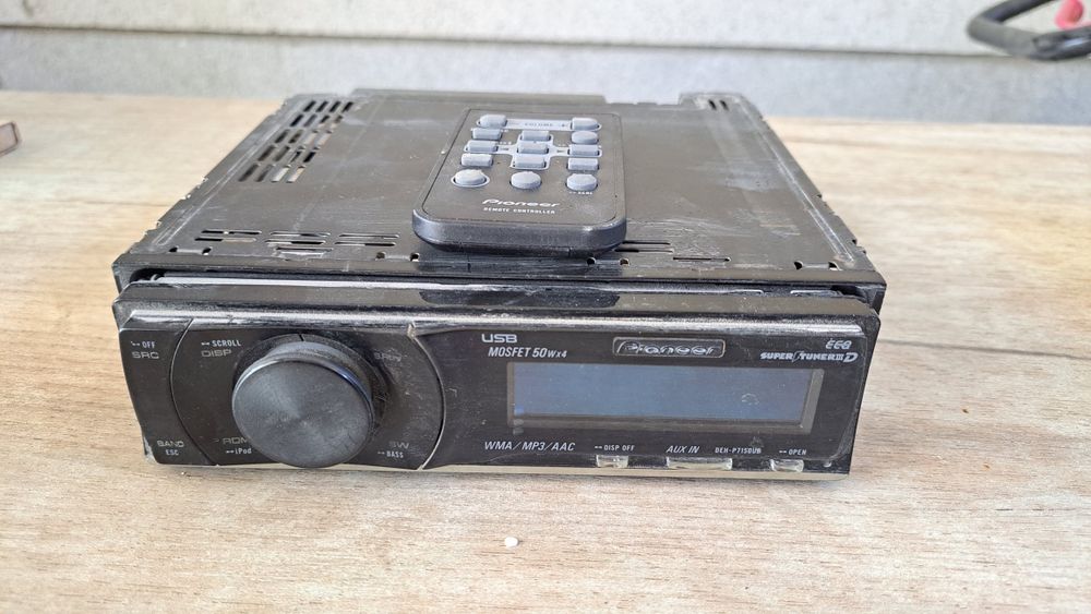 Pioneer DEH-P7150UB