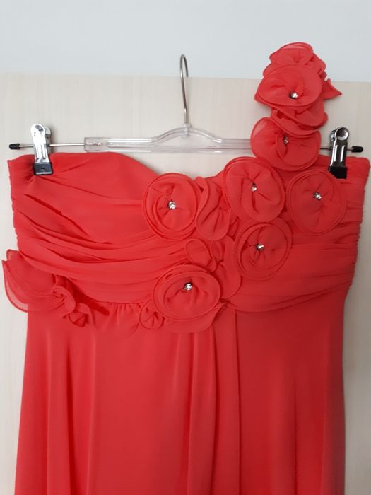 Дълга официална рокля