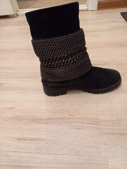 Продам сапоги от Basconi  и Tamaris