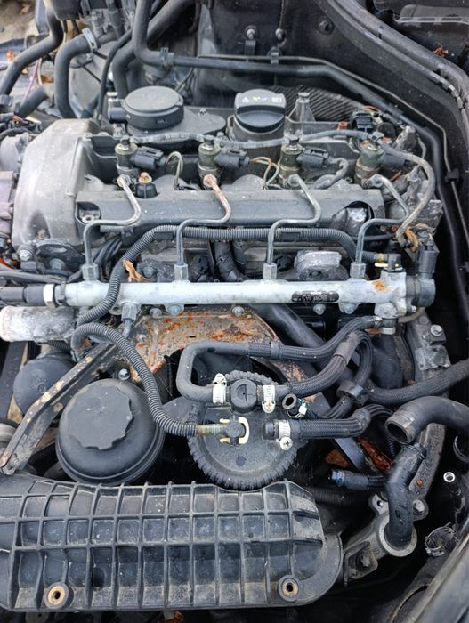 Vând motor Mercedes 2.2CDI