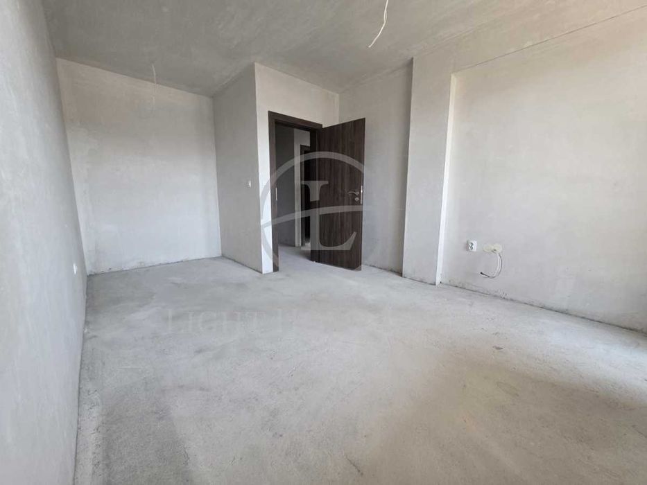 Продава се Тристаен апартамент в Пловдив, Център - 107 кв.м за 2524 €/кв.м - Снимка #8