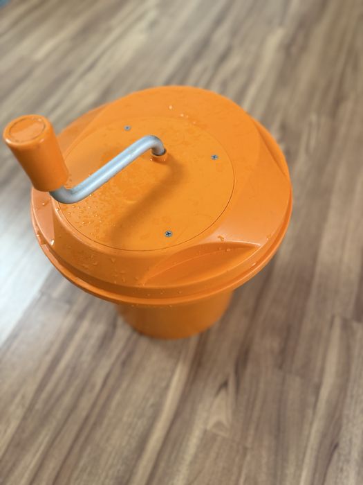 Продаю сушилку для зелени