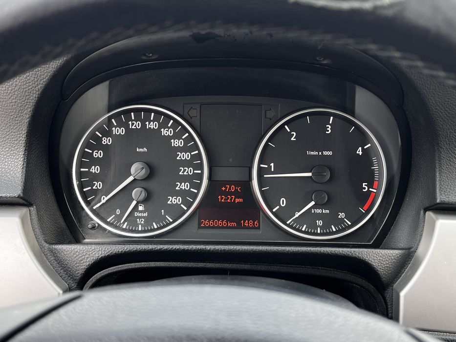 BMW 320D E91, distribuție în față