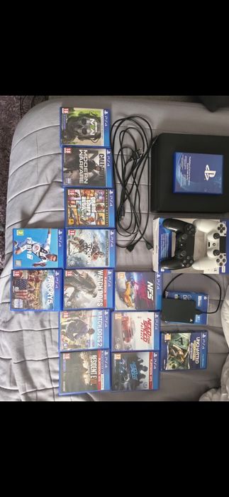 Ps4 cu accesorii