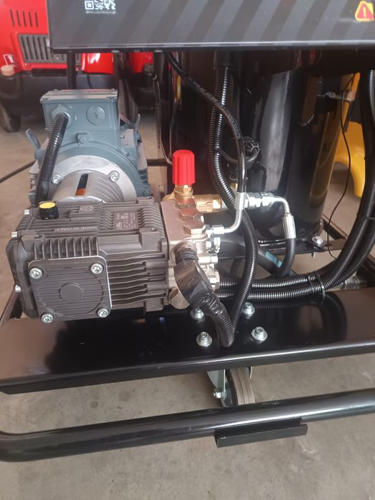 Професионална пароструйка 200 бара