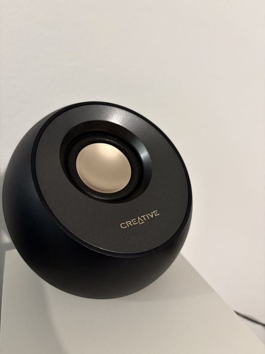 Boxe pc creative pebble v2