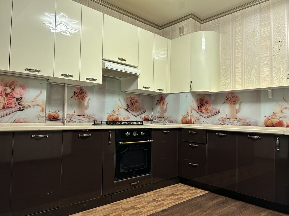 Продам кухонный гарнитур