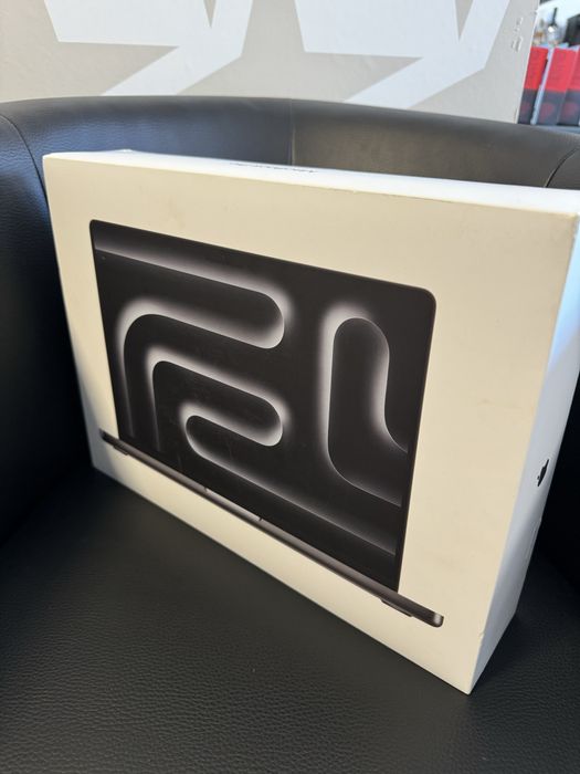 MacBook Pro 14-inch / M3 Max chip / 36 GB - RAM/ 1 TB -1024 GB /Nou