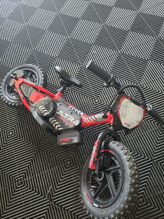 Bicicleta eliptica copii intre 2 si 6 ani 2 viteze roti 12 inch