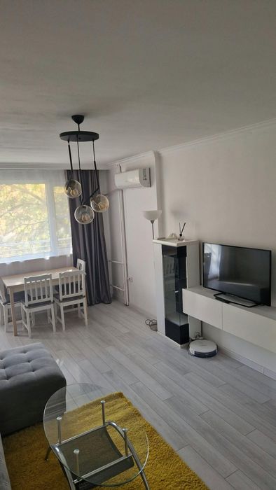 Дава се под наем Тристаен апартамент в София, Красна поляна 3 - 84 кв.м за 699 € - Снимка #1