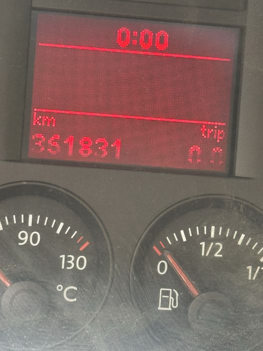 Dezmembrez Touran 2004 1.9 tdi AVQ