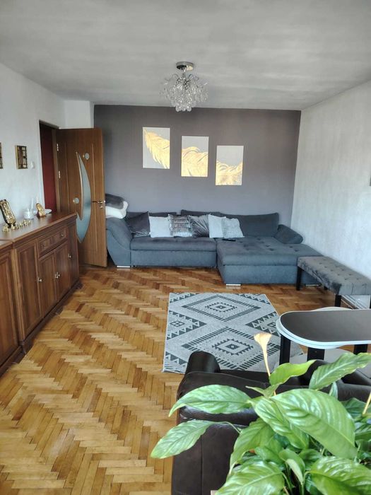 - Ideal pentru familie – Apartament 4 camere,spațios, complet echipat