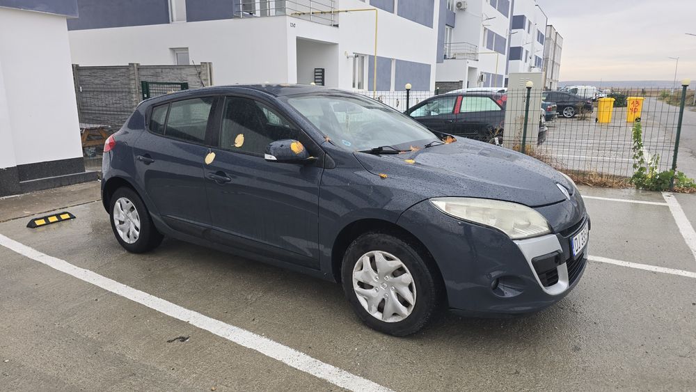 Vând Renault Megane, gaz, 1.6