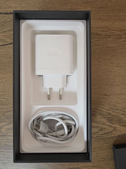 Telefon one plus 12