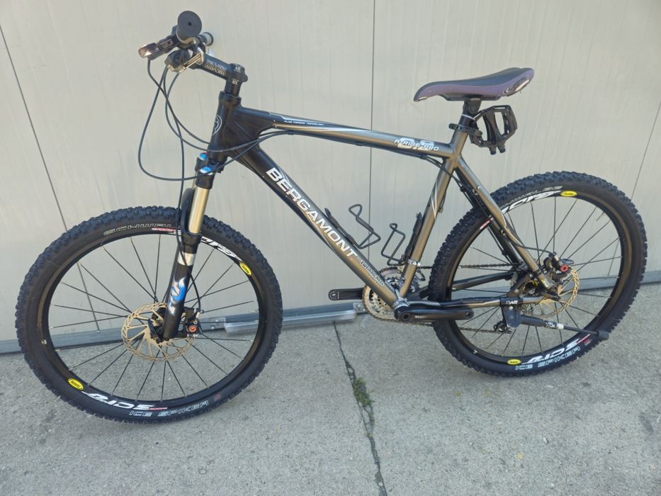 Bicicleta Mtb Bergamount 26 inch franare hidraulică (Fox)