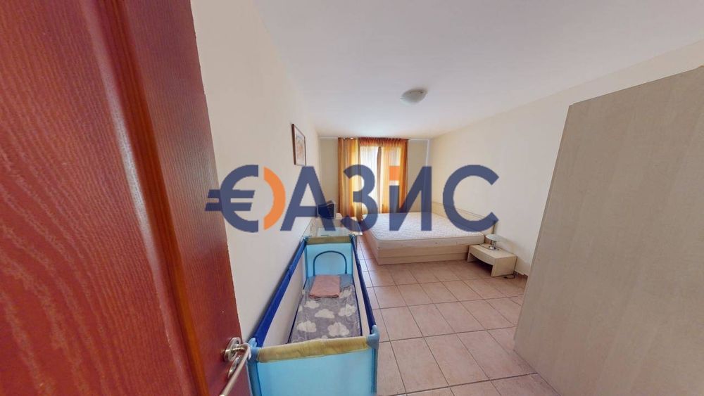 Продава се Тристаен апартамент в к.к. Слънчев бряг - 74 кв.м за 973 €/кв.м - Снимка #13