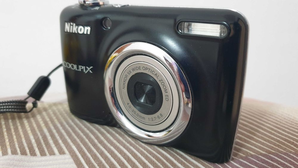 Nikon CoolPix L23    10.1 Мрх