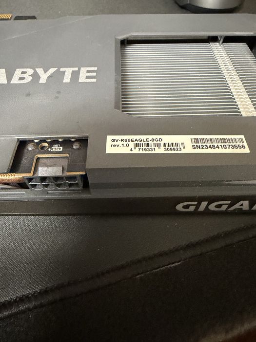Placa video AMD RX 6600 8GB