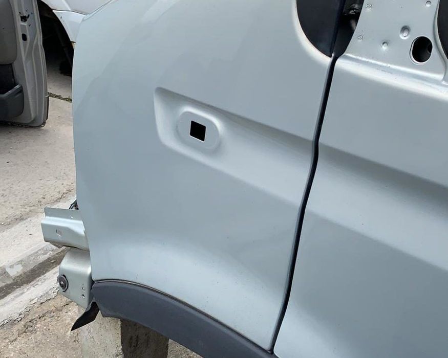 Aripa Stanga Renault Master 2 2.5dCi 2006 - 2010 Euro 4