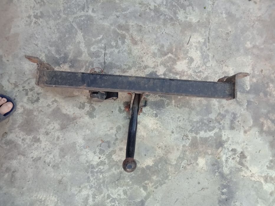 Carlig tractare auto