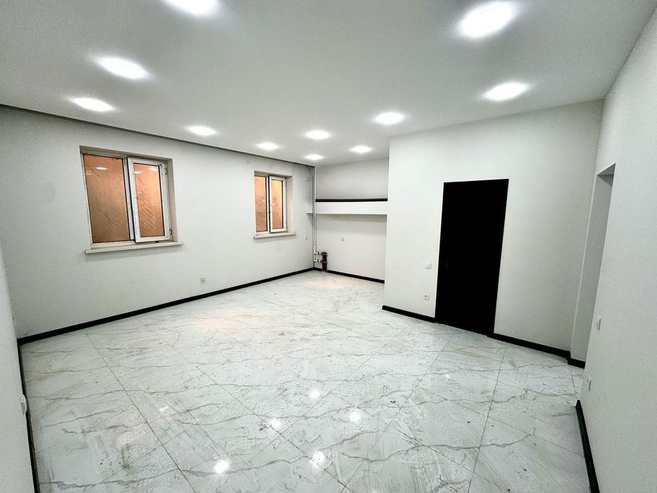 Аренда 58 м2 , цокольный этаж, офис, магазин, кафе