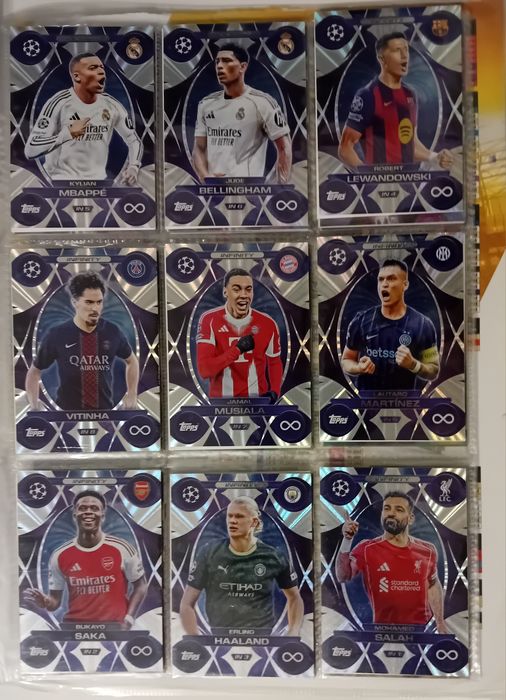 Продавам Match attax 25 26 нови карти