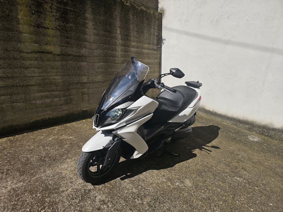 Kymco Downtown 350