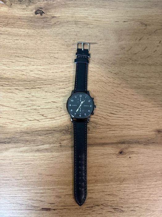 Продам кварцевые часы