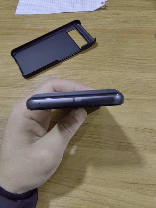 Продам Pixel 8 с дефектом без IMEI