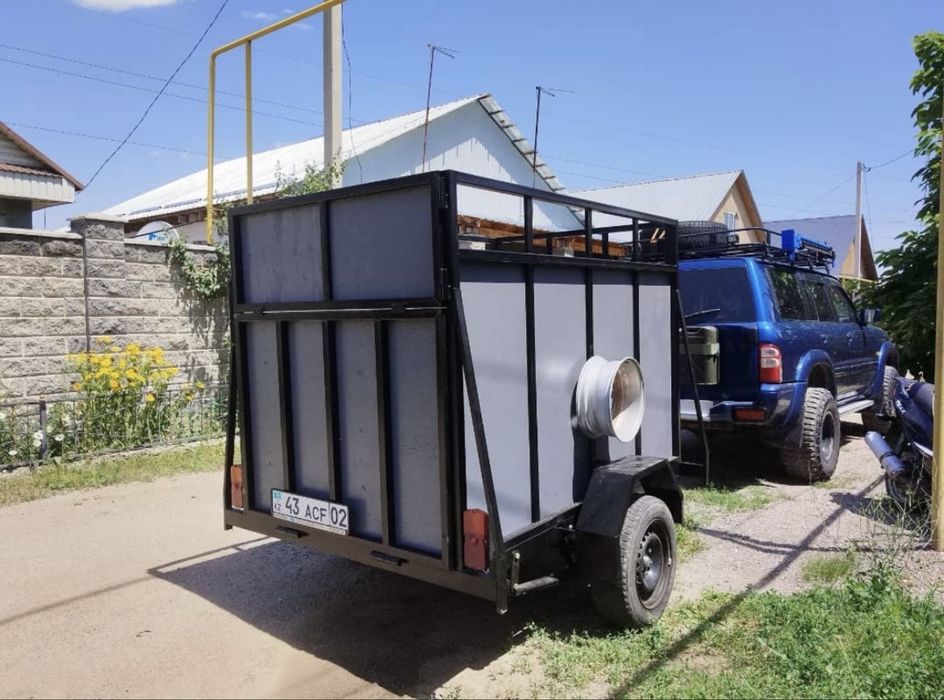 Продам прицеп/скотовоз/коневоз