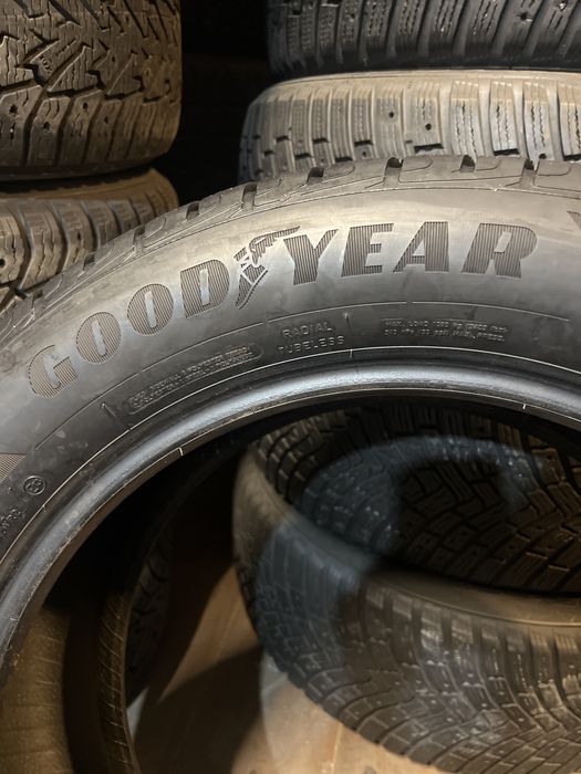Set anvelope 255/55R19-Goodyear