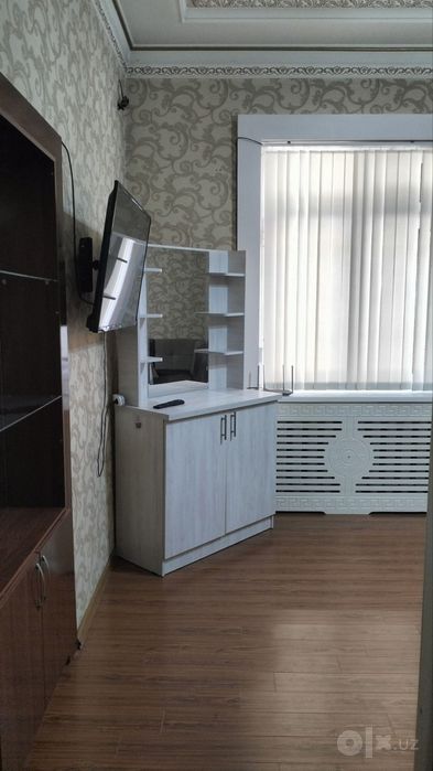 Сдам комнату девушке , женщине . Проживание совместно с владельцем
