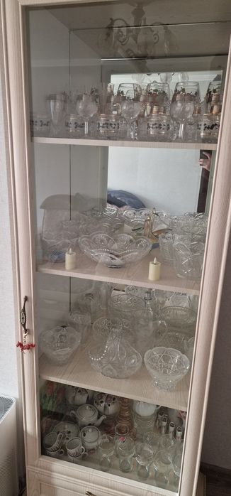 Продам сервант караганда