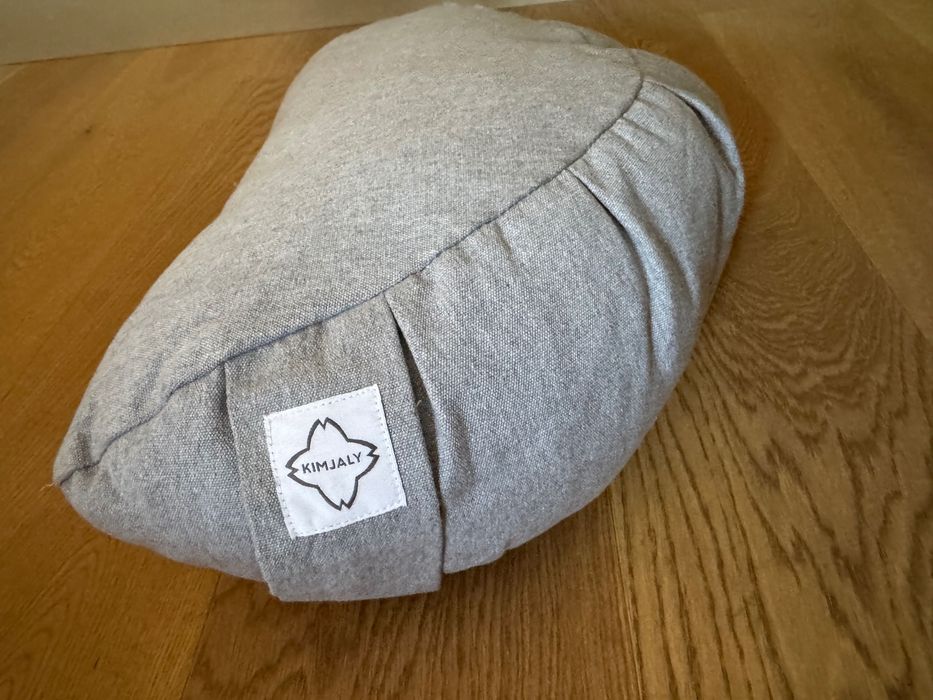 Възглавница за медитация нова