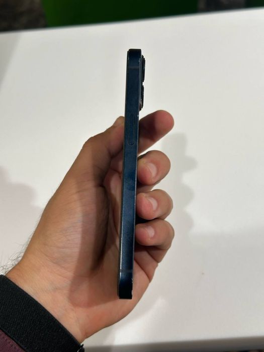 iPhone 13 • 128Gb • Dark Blue • Всё работает • Комплект