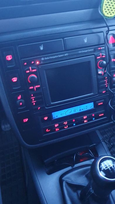 VOLKSWAGEN Sharan 2010 — imagine 5