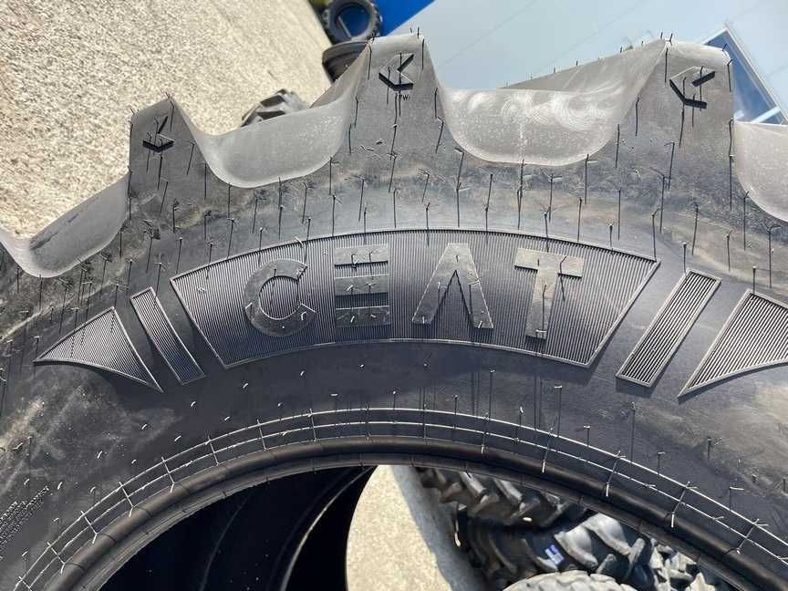 Cauciucuri noi radiale 520/85R38 marca CEAT pentru tractor spate