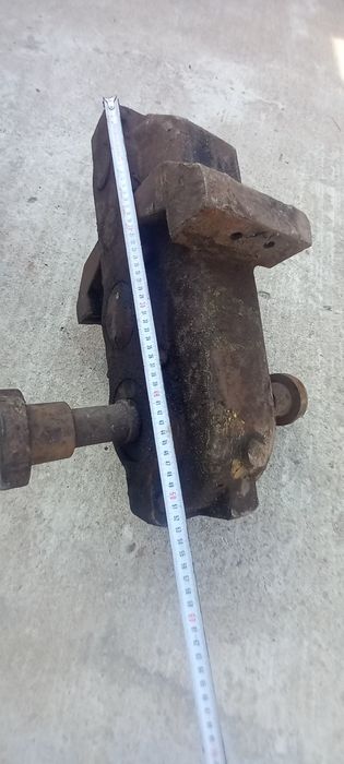 reductor raport 22 la 1 crapator lemne / presă peleți / troliu / bandă