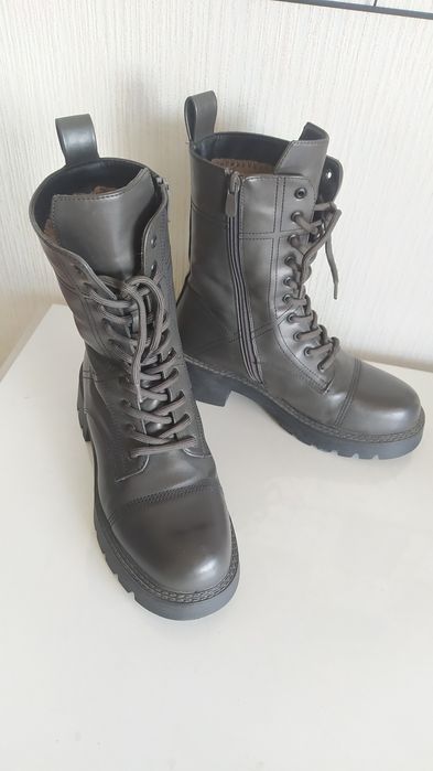 Ботильоны женские.