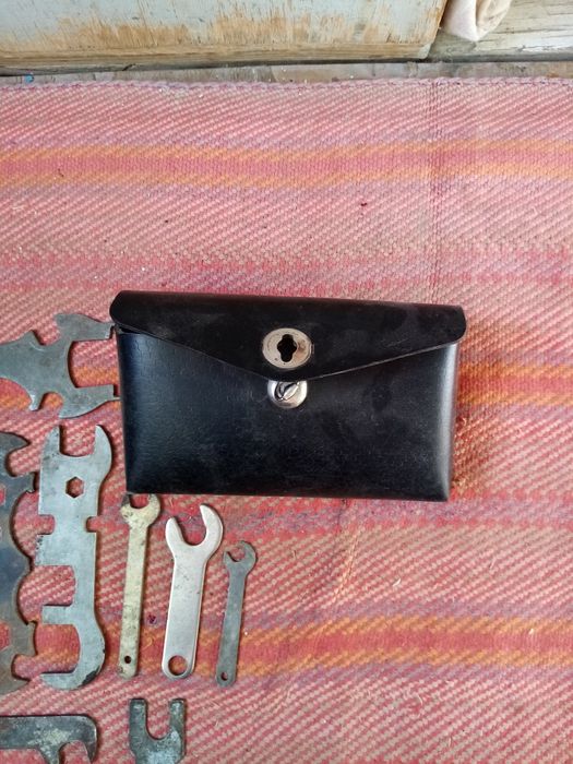 Продаются ключи велосипедные с бардачком