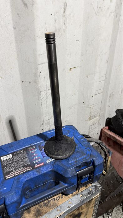 Клапан        клапан тепловоза