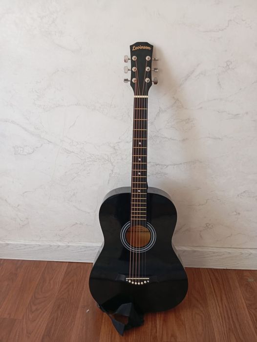 Аккустмческий гитара