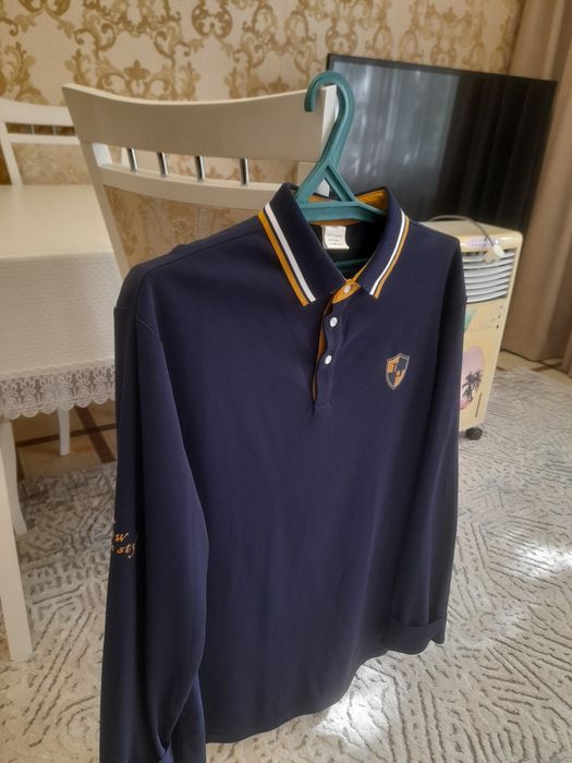 Продам кофту мужскую