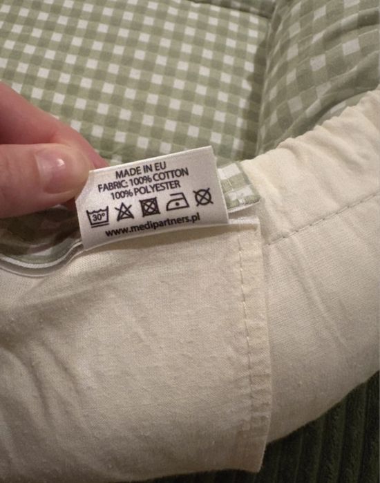 Babynest cu doua fete