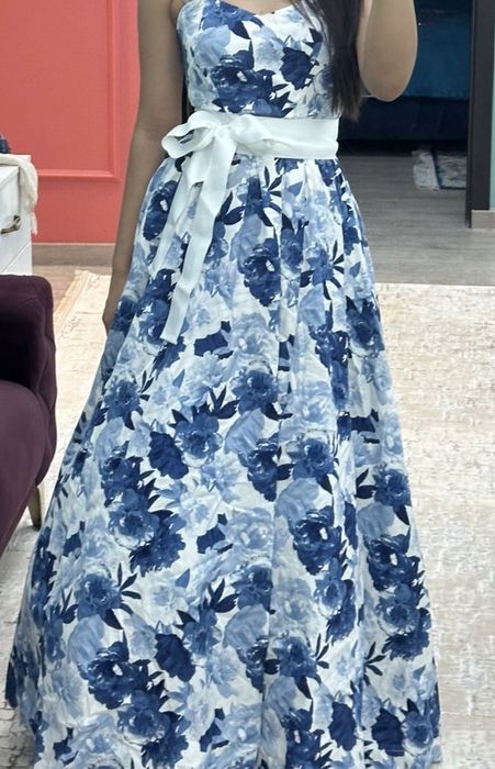 Вечернее платье