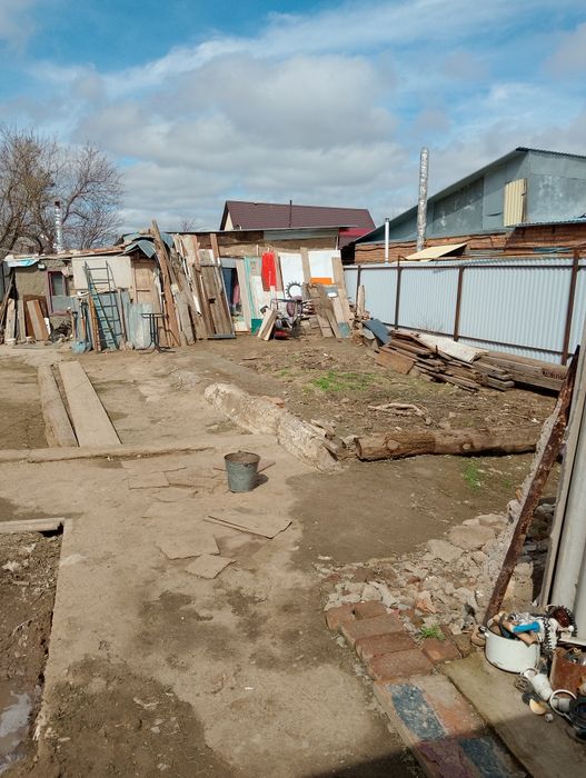 Продам жер центр