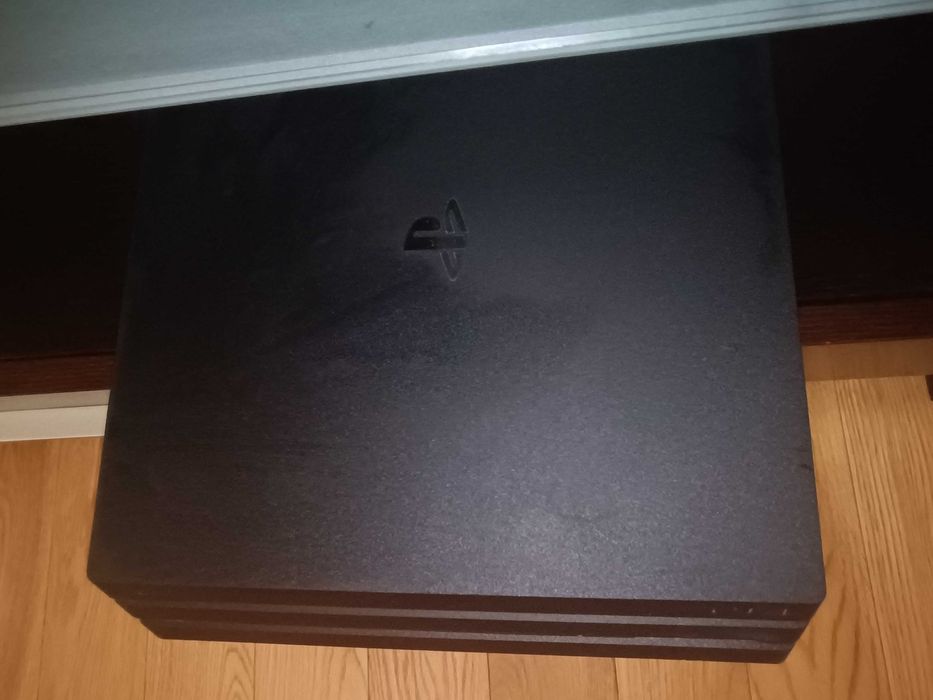 Playstation 4 Pro 1 terabyte